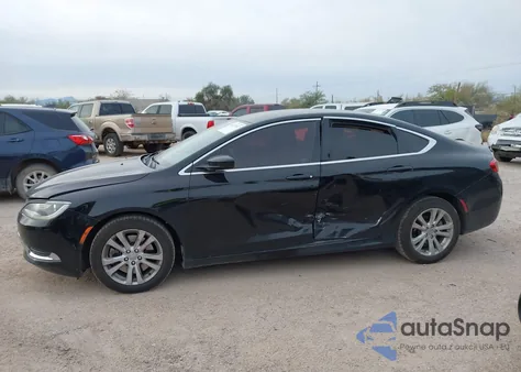 2015 Chrysler 200 Limited z USA, uszkodzony, nr VIN 1C3CCCAB7FN666892